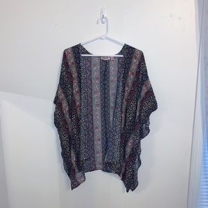 Cardigan poncho style